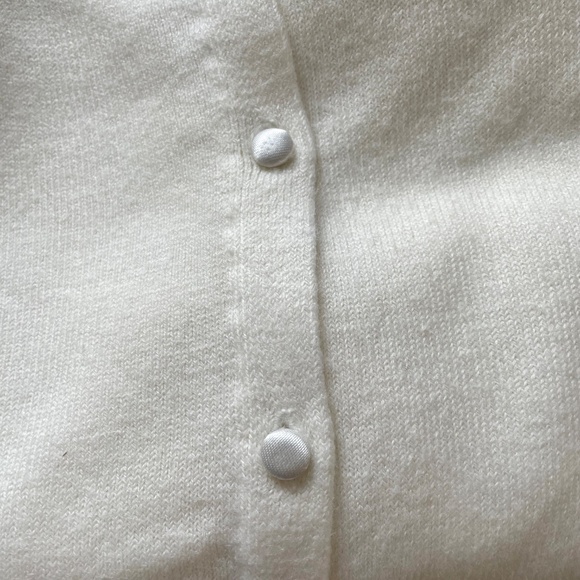 Buttery Soft Cream Cardigan With Satin Covered Buttons Size L Elegant Feminine - Picture 6 of 6